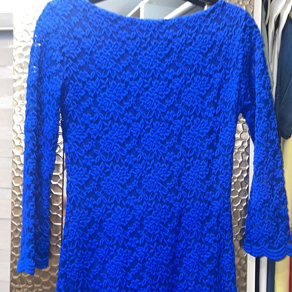 Nina Lie Italian Brand Vivid Blue Lace long sleeved Dress - Picture 6 of 6